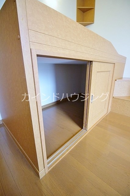 レオパレスオザキ 収納