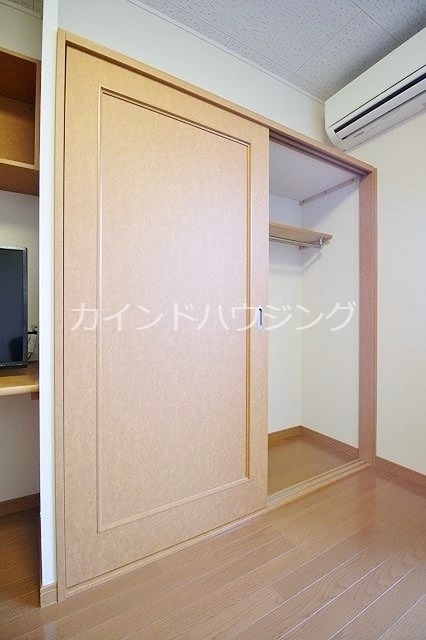 レオパレスオザキ 収納