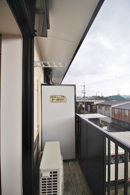 サーマイム脇浜 ベランダ