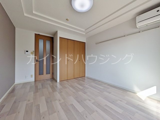 ラヴィーナ弐番館 リビング