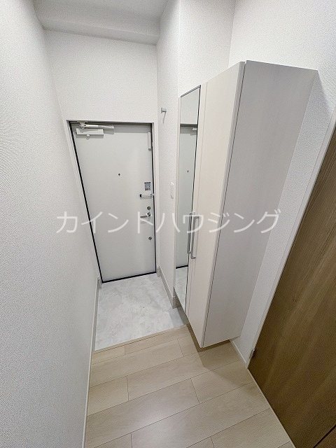 ブルートレインⅤ号 玄関