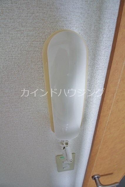 レオパレスSOTTO　VOCE インターホン
