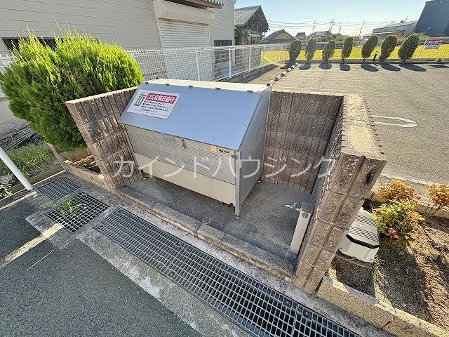 ザオバーレイⅡ 敷地内ゴミ置き場