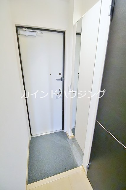 アビタシオン花房 玄関