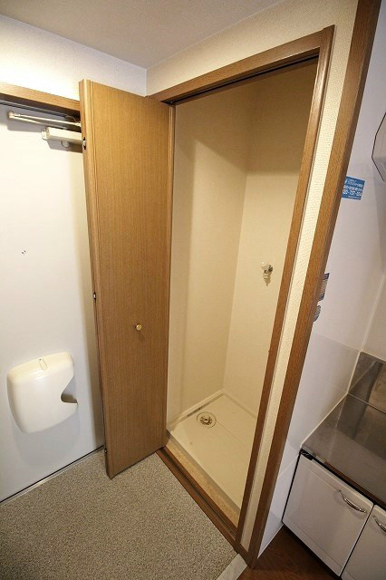 サンプリムローズⅡ 室内洗濯機置場