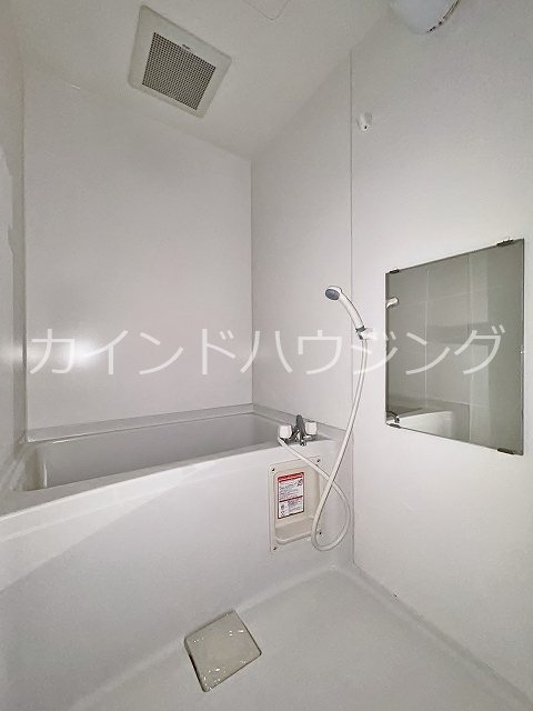 ロンシャン バス・シャワールーム