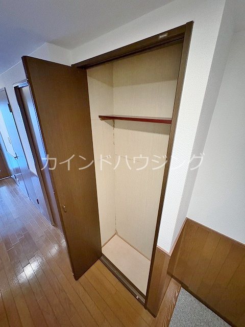 WESTヒルズ関空Ⅰ 収納
