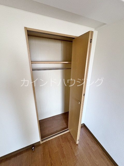 WESTヒルズ関空Ⅱ 収納