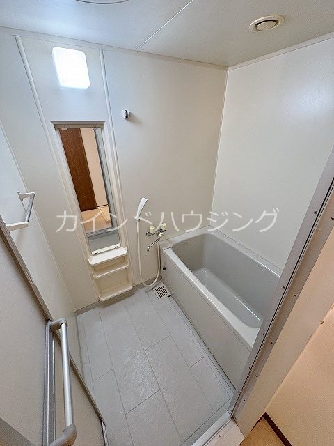WESTヒルズ関空Ⅱ バス・シャワールーム