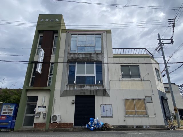 ☆南海岸和田駅徒歩10分の事務所☆